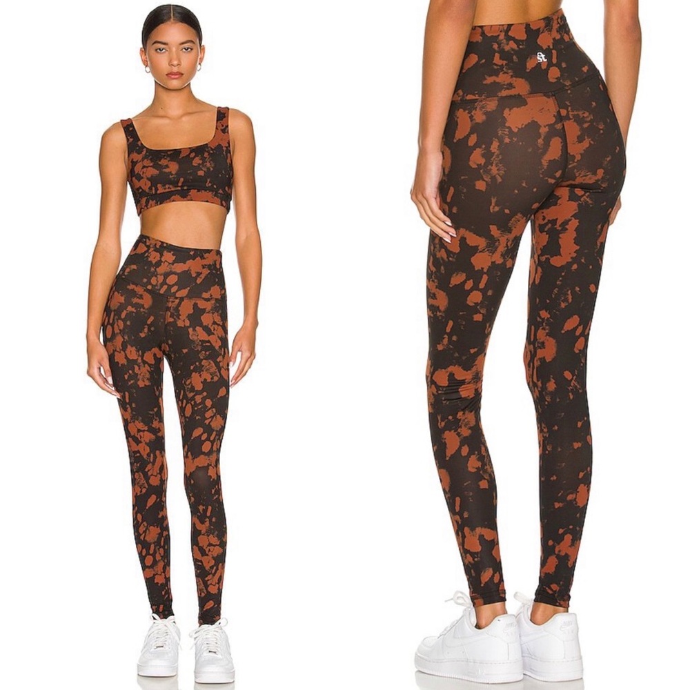 STRUT THIS Scarlett Legging In Black